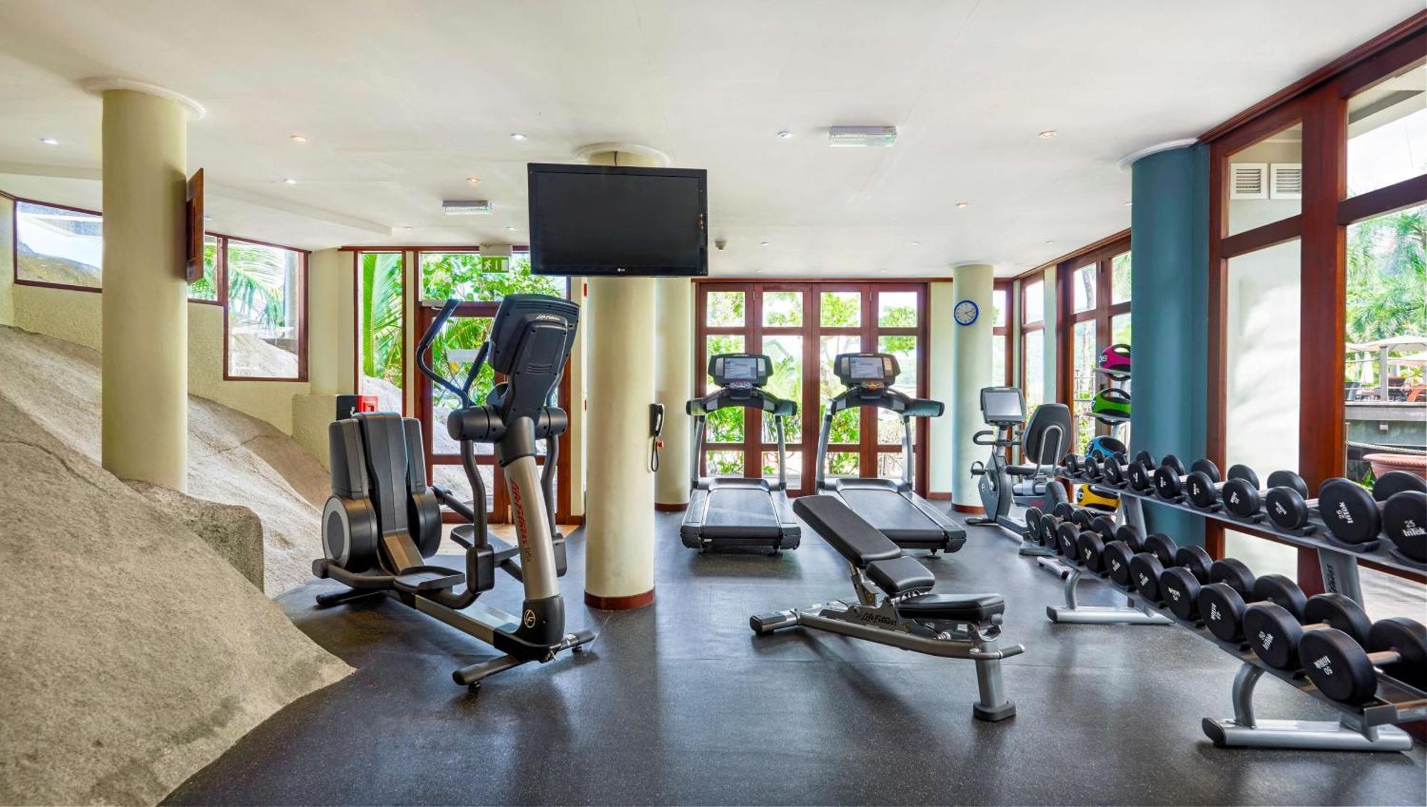 Doubletree By Hilton Seychelles Allamanda Resort & Spa Takamaka Eksteriør billede
